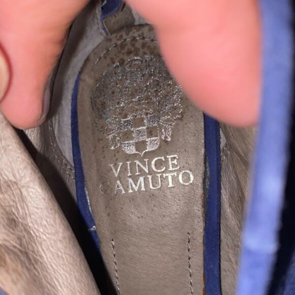 Vince Camuto Size 6 Blue Suede Heel - Picture 5 of 5